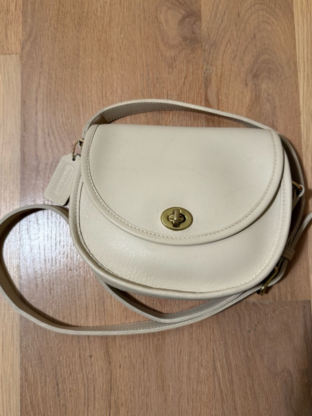 Vintage Coach 9981 White Leather Turnlock Watson Bag USA Made